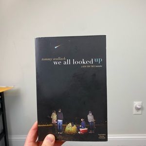 We all looked up book‎